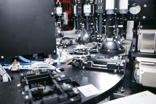 工業富聯控股子公司發布全自動機器視覺檢測新產品，引領電子產品智造升級